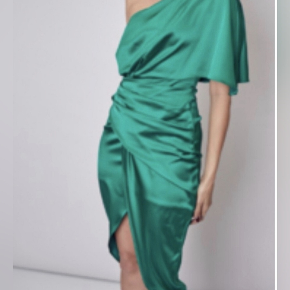 DO+BE One-Shoulder Satin Dress